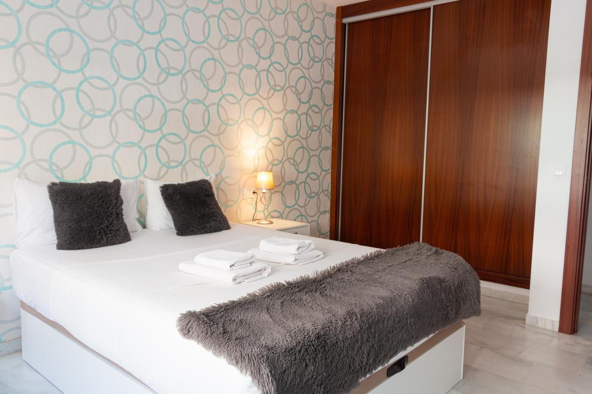 Stay U-Nique Apartments Salitre Malaga Zewnętrze zdjęcie